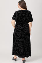 Load image into Gallery viewer, Magnolia Black Velvet Dress
