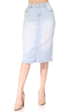 Load image into Gallery viewer, Hannah Light Wash Denim Skirt
