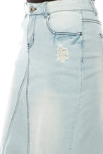 Load image into Gallery viewer, Jamie Light Indigo Wash Denim Skirt
